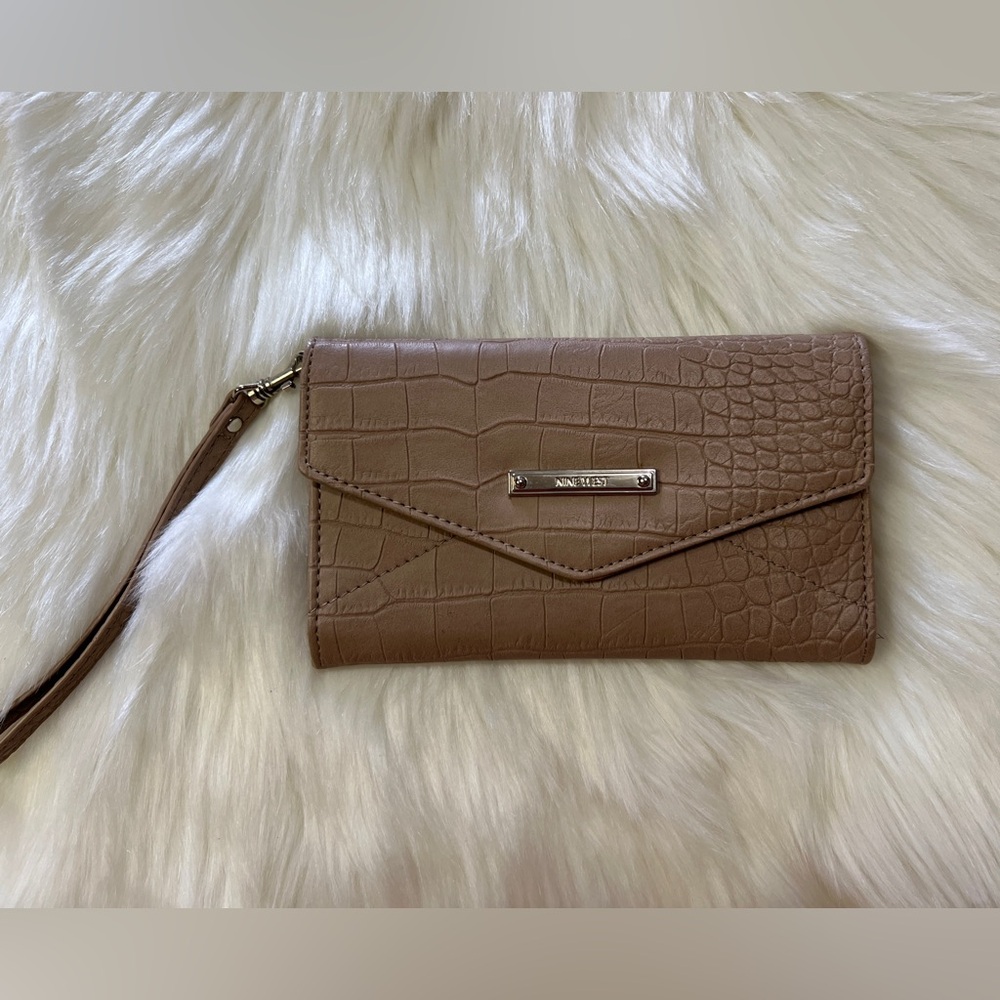 Nine West Wristlet Wallet